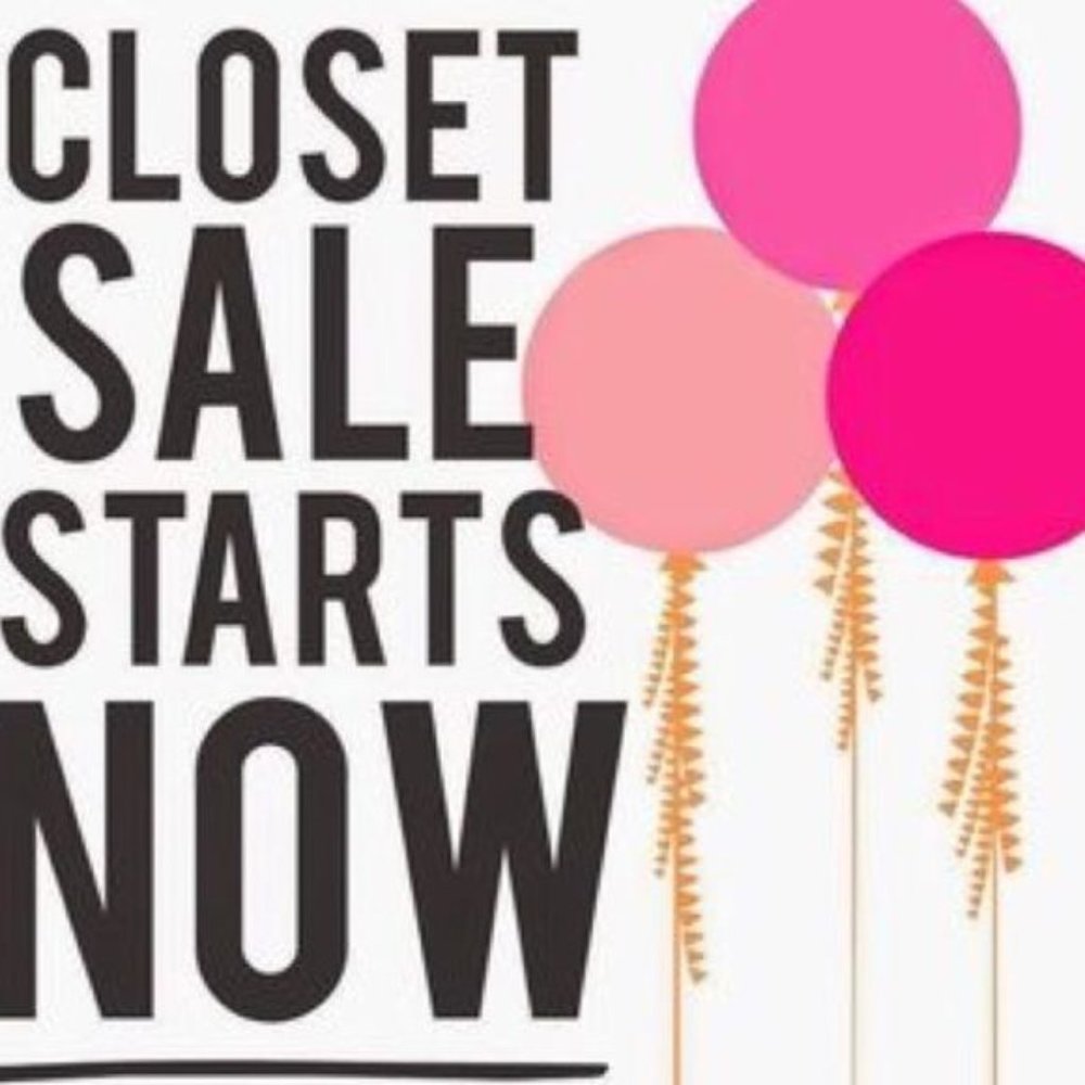 CLOSET SALE - Picture 5 of 6